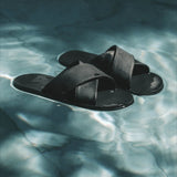 Women’s ESSNTLS Cross Black