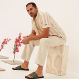 Men’s ESSNTLS Slide Leaf