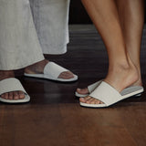 Women’s ESSNTLS Slide Sea Salt