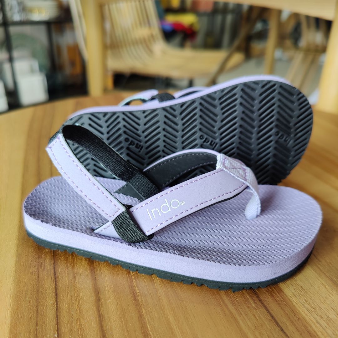 A pair of Lilac Toddler’s Flip Flops 